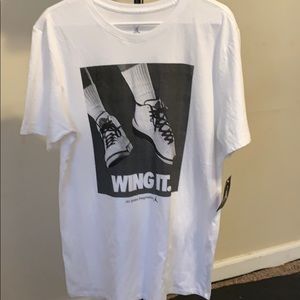 MENS LARGE JORDAN T-SHIRT/ Shirt